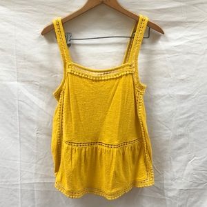 Yellow tank blouse with edging details